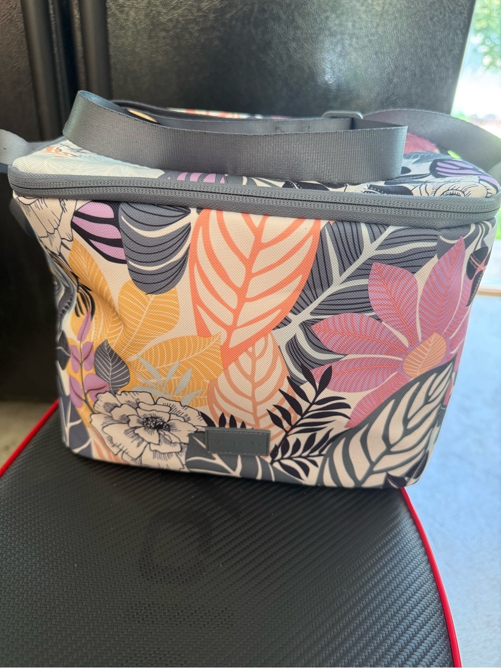 Vera Bradley Floral Multi-Color Insulated Lunch Bag